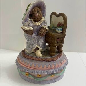Heritage House Playful Teddy Bears Collection "Grandma's Attic"